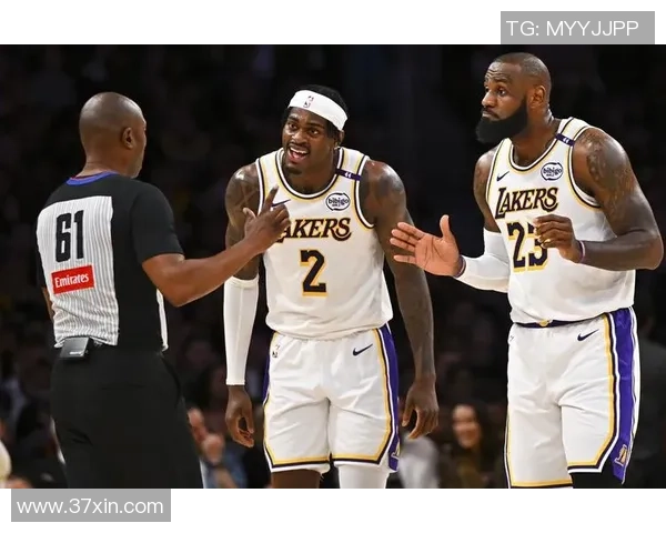 湖人对阵掘金第三场比赛精彩直播回顾与分析