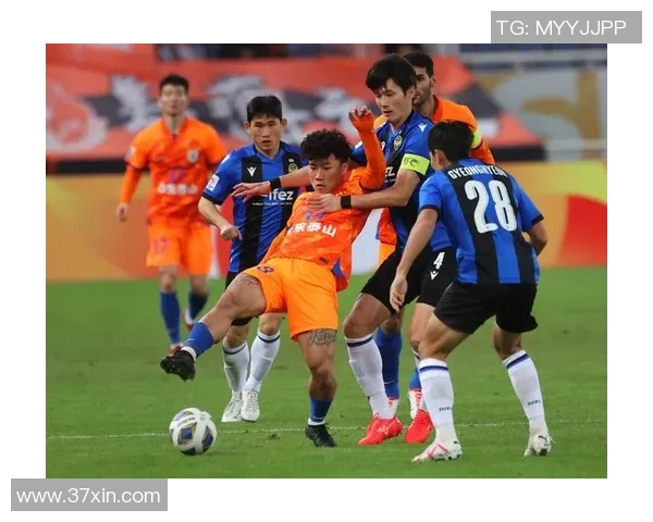 泰山队官方消息，四项活动在临沂进行，谢文能刘洋等球员参与